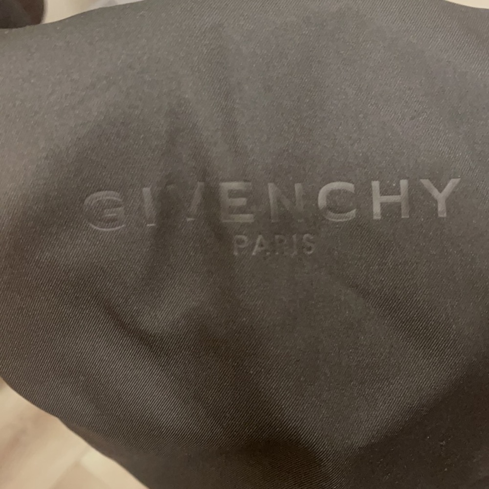 Givenchy wallet chain bag - Picture 10 of 10
